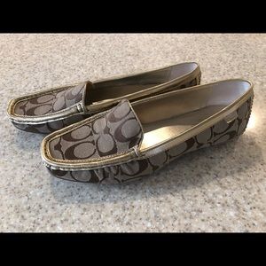 Coach Signature Gold Trim Loafers US 8.5 Women